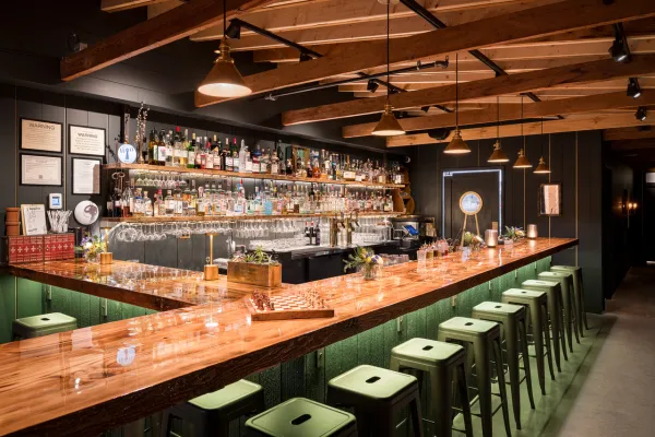 bar